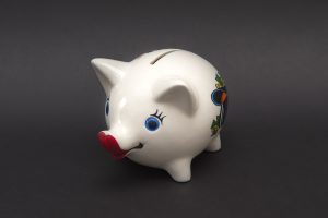 ゲーベル 仔豚の貯金箱