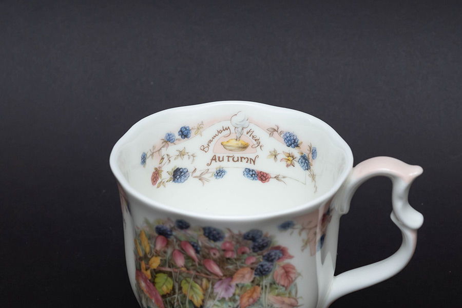 ９ Royal Doulton ロイヤルドルトン BRAMBLY HEDGE ブランブリーヘッジ