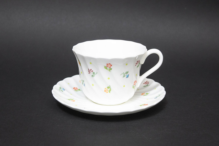 ウェッジウッド カスケード ティーカップ&ソーサー