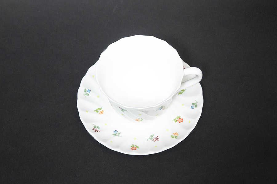 ウェッジウッド カスケード ティーカップ&ソーサー