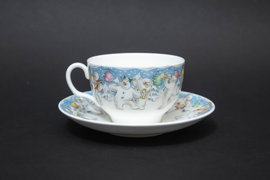 ロイヤル・ドルトン スノーマン(パーティータイム) ティーカップ&ソーサー