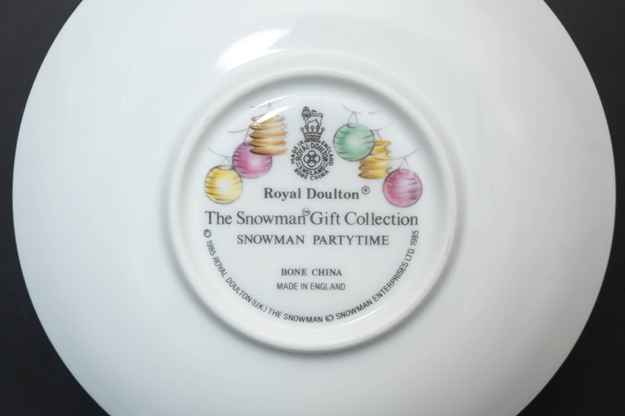 ロイヤル・ドルトン スノーマン(パーティータイム) ティーカップ&ソーサー